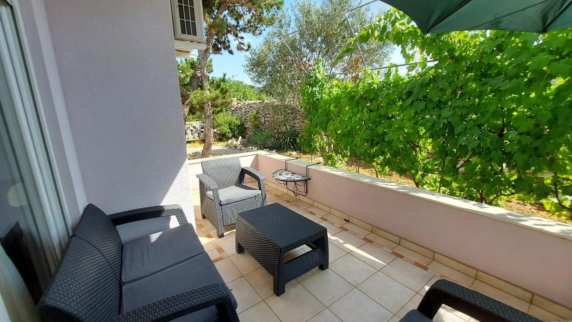Apartament Apartmani Ciprijan Ražanac